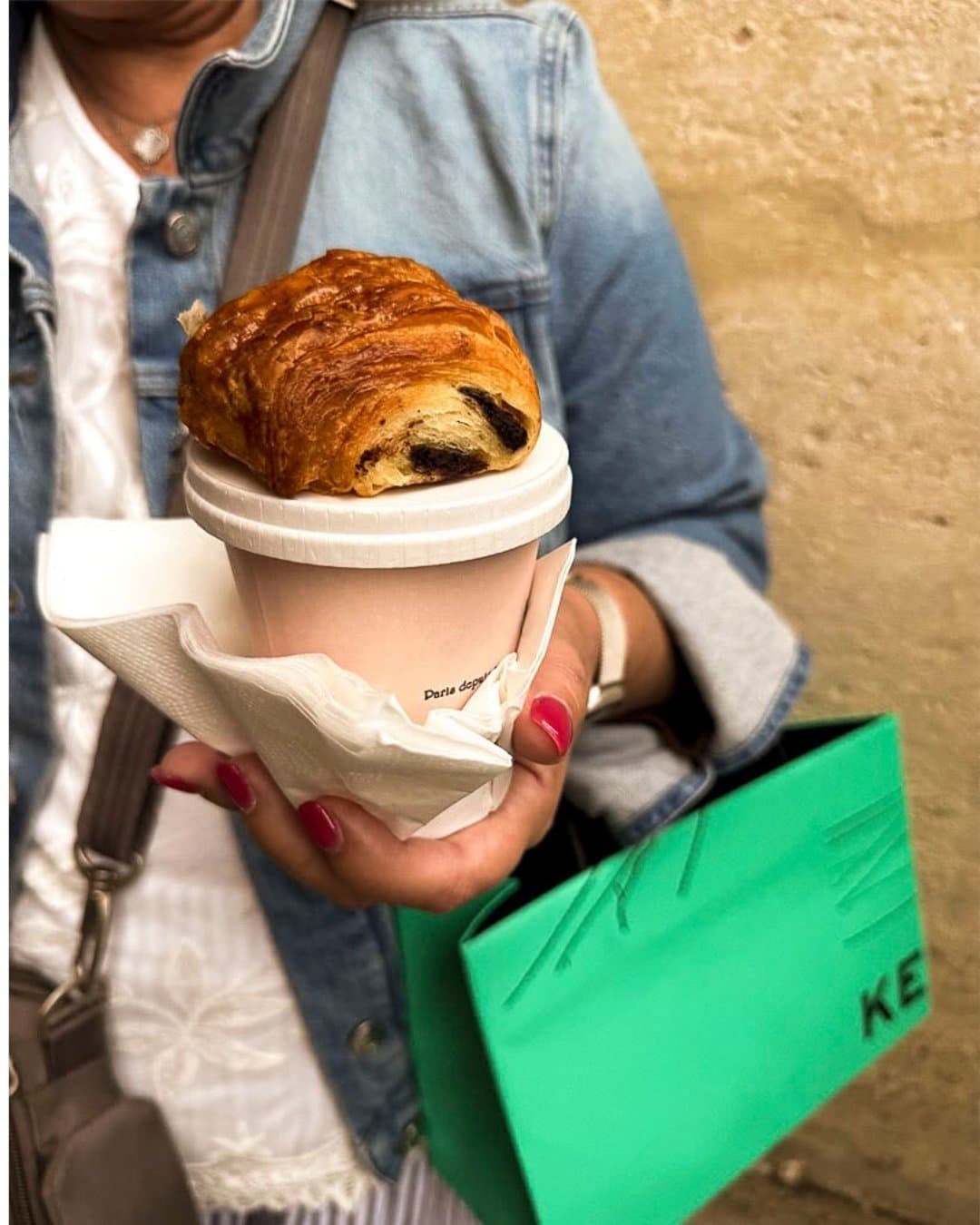 Montmartre Breakfast Food Tour: Croissants, Chocolate & Hidden Paris